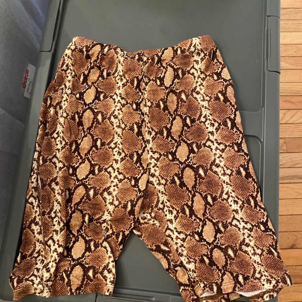 Verge Girl Biker Shorts